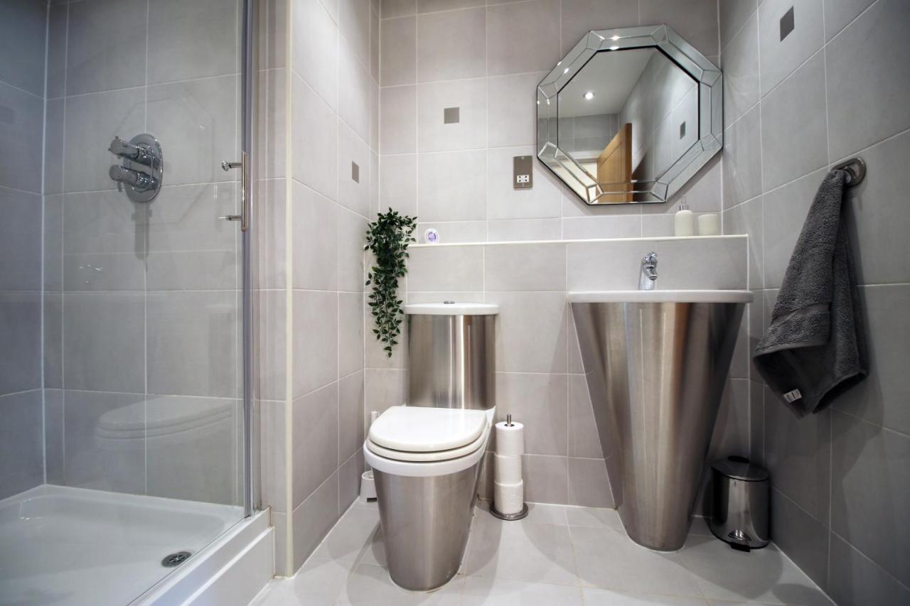 The View - Long Stay Offer - Modern Central Apartment And Parking By Cto Serviced Apartments Кардиф Екстериор снимка