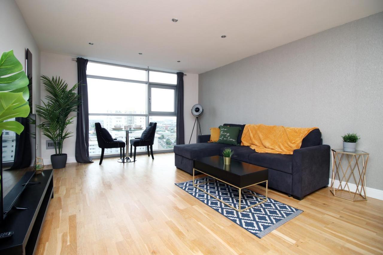 The View - Long Stay Offer - Modern Central Apartment And Parking By Cto Serviced Apartments Кардиф Екстериор снимка