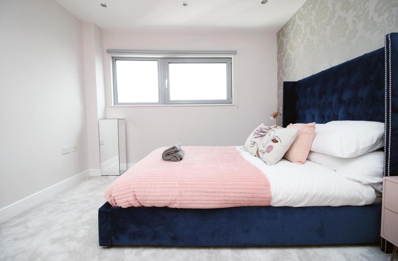 The View - Long Stay Offer - Modern Central Apartment And Parking By Cto Serviced Apartments Кардиф Екстериор снимка
